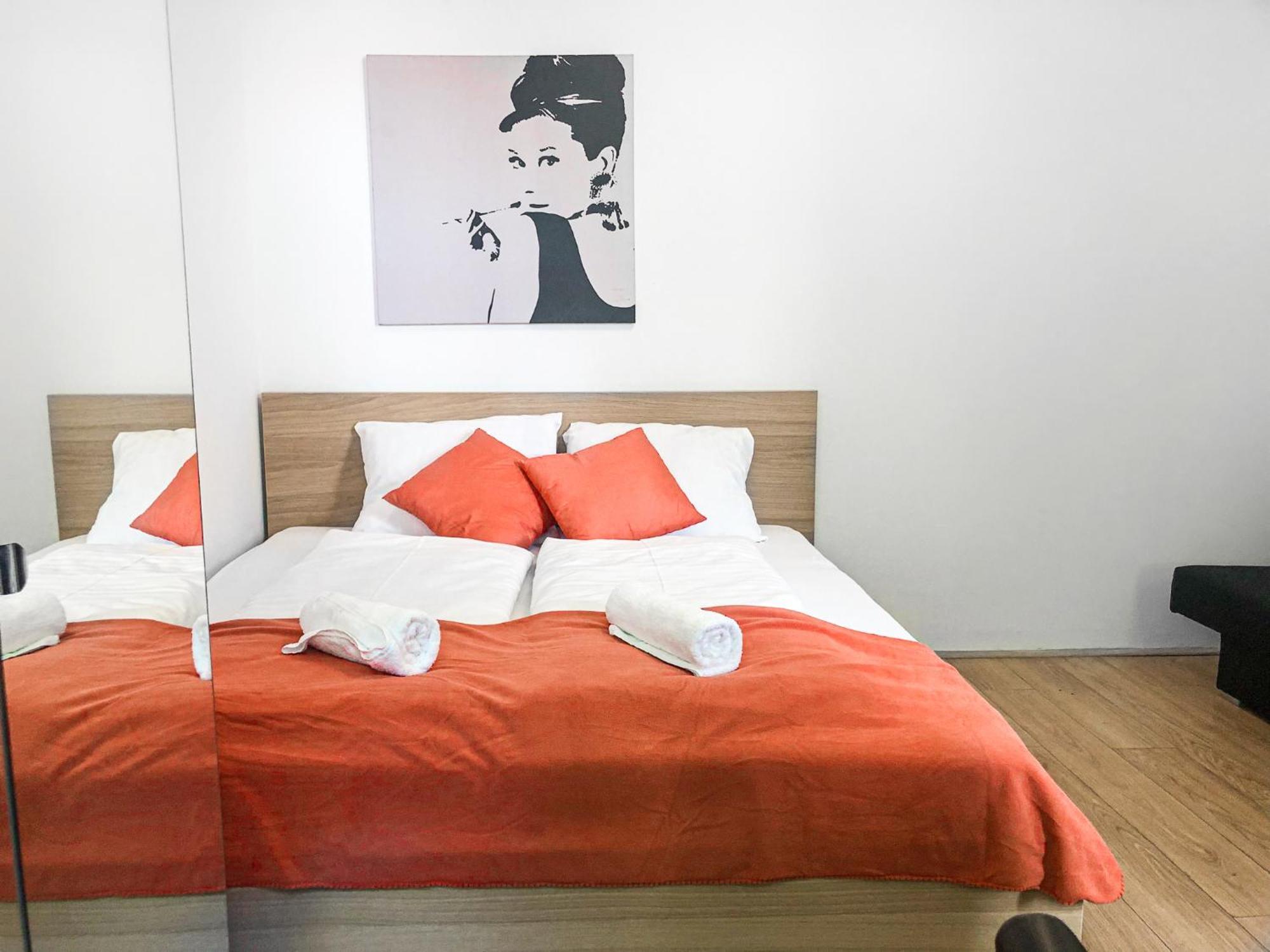 Relaxing 2-Bed Apartment For Extended Visits Wien Eksteriør billede