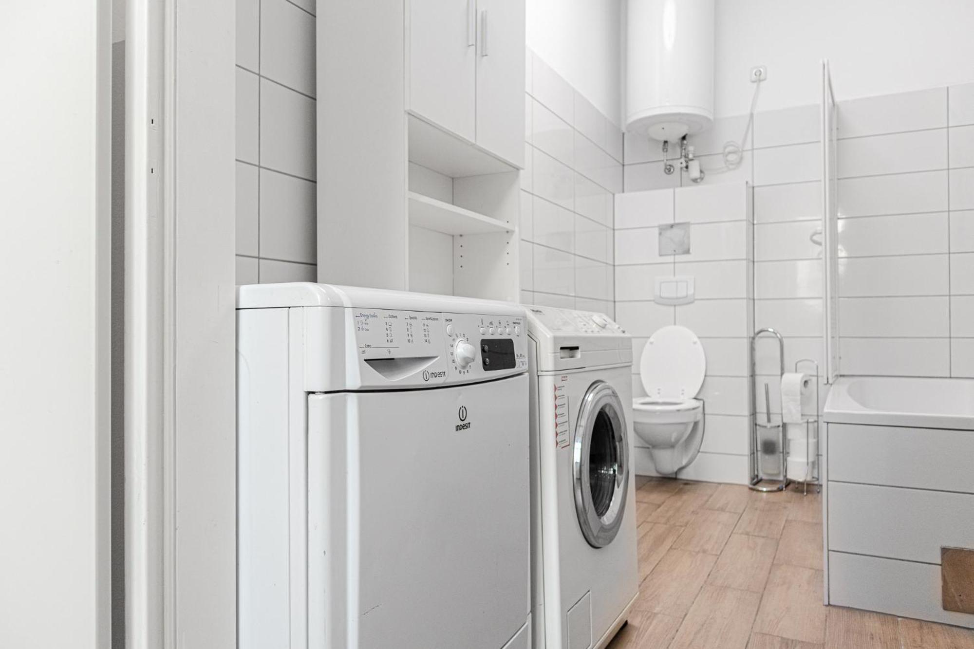 Relaxing 2-Bed Apartment For Extended Visits Wien Eksteriør billede